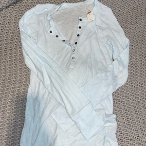 NWT Aerie waffle thermal henley with snaps